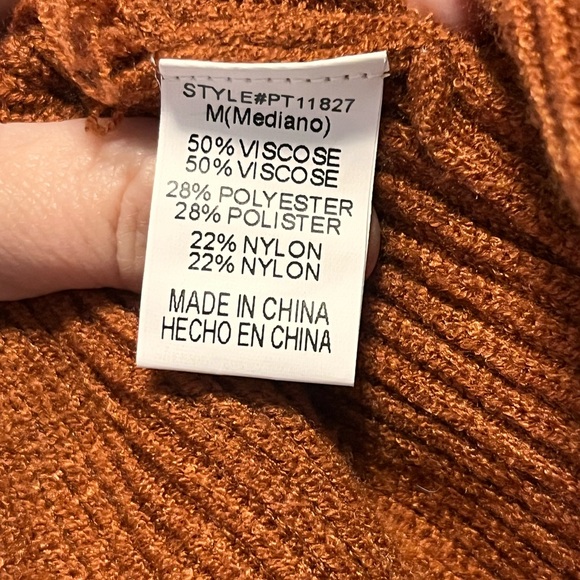 Pink Lily Medium Brown Sweater - Picture 4 of 4